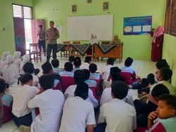 Cara Polisi Cegah Kenakalan Remaja di Lingkungan Sekolah Indramayu
