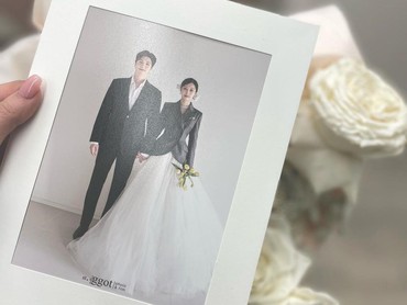 img-title Reaksi Sandara Park Saat Mimi Bagikan Foto Prewedding dengan Thunder