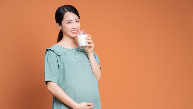 7 Rekomendasi Susu UHT untuk Ibu Hamil
