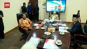 VIDEO: Hakim Arief Bantah Dilobi Ketua MK Putusan Usia Capres-Cawapres