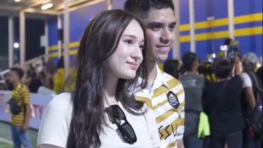img-title Makin Berani, 7 Momen Mesra Al Ghazali & Laura Moane Peluk-Cium di Tempat Umum