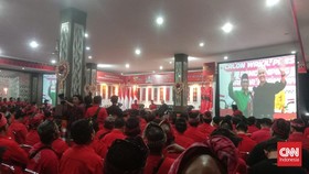 Ganjar Singgung Pencopotan Baliho dan Minta Kader PDIP Bali Tenang