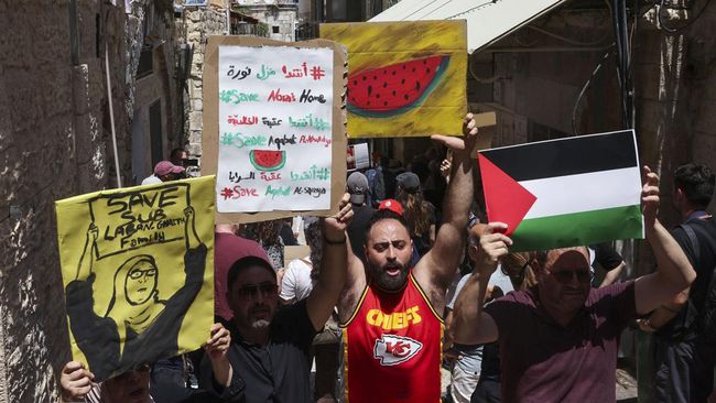 The Symbolic Meaning of Watermelons in Support of Palestine: A Brief History