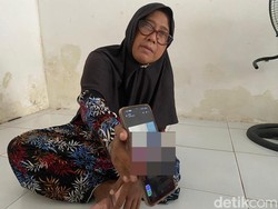Pecah Tangis Ibu Saat Tahu Fitria Hendak Diperkosa Mertua Sebelum Dibunuh