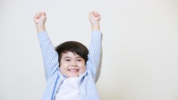 CARA MEMBANGUN RASA PERCAYA DIRI ANAK