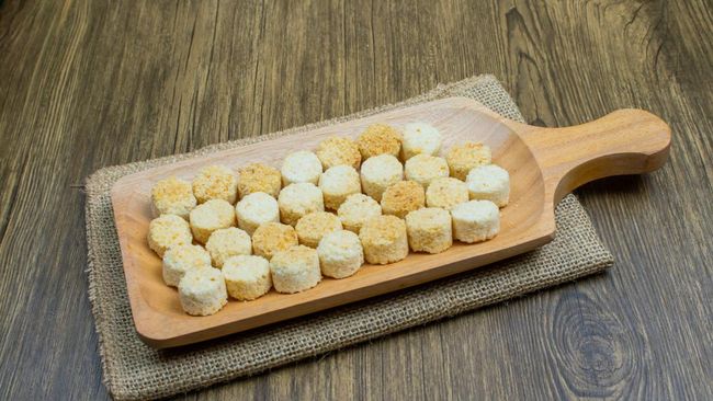 Sejumlah kuliner Bekasi tak hanya unik tetapi juga memiliki cita rasa yang enak. Berikut oleh-oleh khas Bekasi untuk buah tangan.