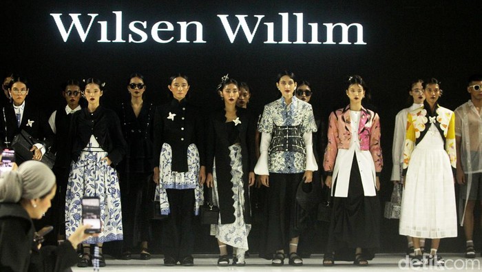 Koleksi Wilsen Willim di Ballroom The Langham