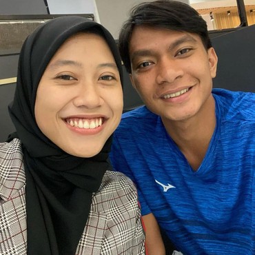 Jalani LDR, 7 Potret Bucin Megawati Hangestri Atlet Voli & Pacar Atlet Renang