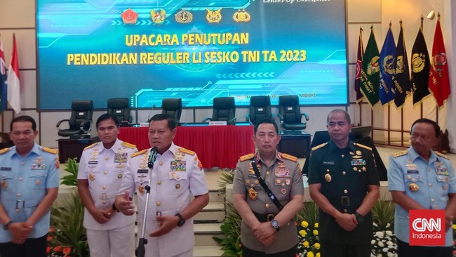 Panglima Yudo yang akan pensiun akhir bulan ini meyakini kemampuan KSAD Agus seandainya resmi memimpin TNI sebagai pengganti dirinya kelak.