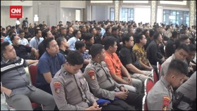 VIDEO: 350 Polisi Surabaya Dilatih Jadi Steward di Piala Dunia U-17