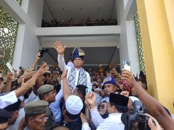 Salat Jumat di Asahan, Anies Pimpin Doa untuk Palestina