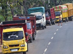 Catat! Hanya Truk BBM-Pangan yang Boleh Beroperasi Saat Libur Nataru