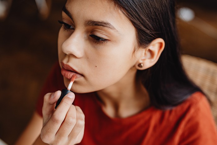 Tips Re-touch Makeup agar Tampil On Point Sepanjang Hari