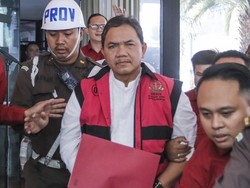 Kasus Korupsi BTS, Kejagung Periksa Ajudan hingga Sopir Achsanul Qosasi