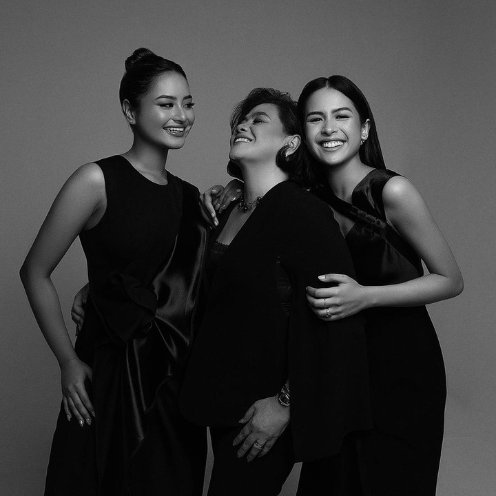 <p>Dalam unggahan tersebut, Maudy juga meninggalkan ucapan selamat ulang tahun dengan kalimat manis. "Selamat ulang tahun untuk mamaku yang menyenangkan, tak kenal takut, penyayang, dan cantik. Kami sangat mencintaimu! @muren.s," dikutip dari akun @maudyayunda. (Foto: Instagram @maudyayunda)<br /><br /><br /></p>
