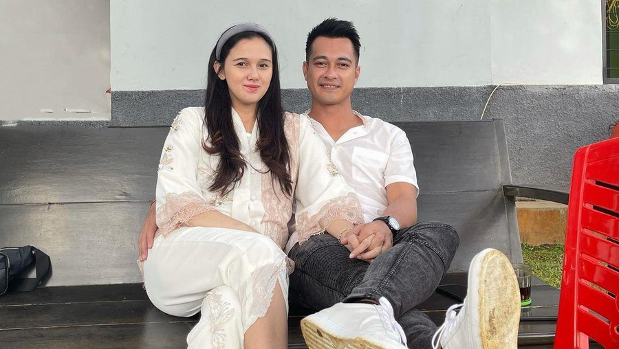 Potret Harmonis Eza Gionino dan Istri yang Sempat Tak Direstui Ibunda