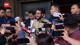 VIDEO: Diperiksa MKMK 1 Jam, Anwar Usman: Masalah Bocornya Putusan