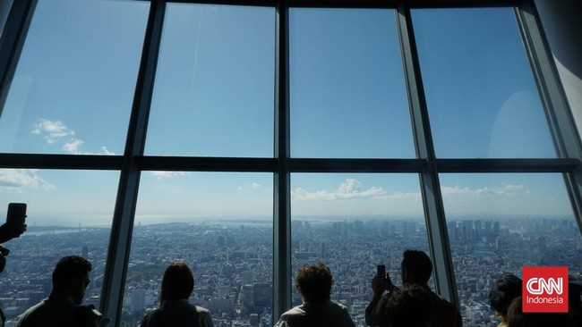 Tokyo Skytree di Jepang merupakan tower tertinggi di dunia dan jadi bangunan tertinggi ketiga secara keseluruhan.