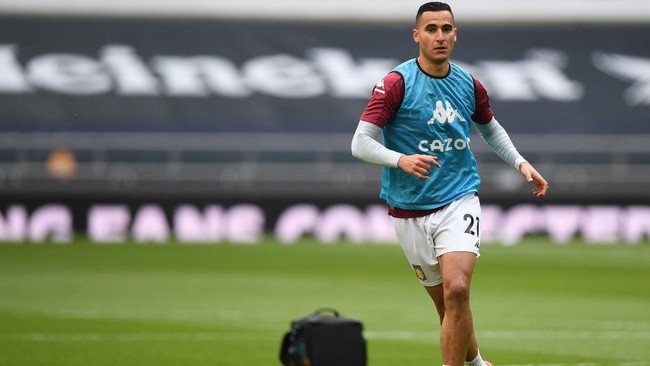 Anwar El Ghazi merespons secara elegan keputusan Mainz yang memecatnya karena posting dukungan kepada Palestina di media sosial.