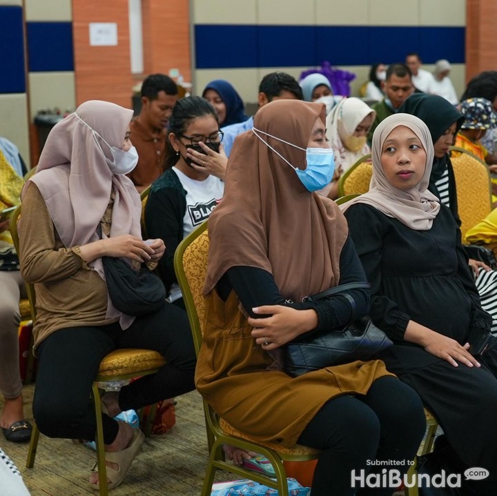 <p>Bunda bisa mendapatkan hadiah berupa uang tunai senilai Rp500 ribu hingga logam mulia senilai 1 gram. Syaratnya, Bunda harus memenangkan kategori Who is The Best, ya. (Foto: Tim HaiBunda)</p>