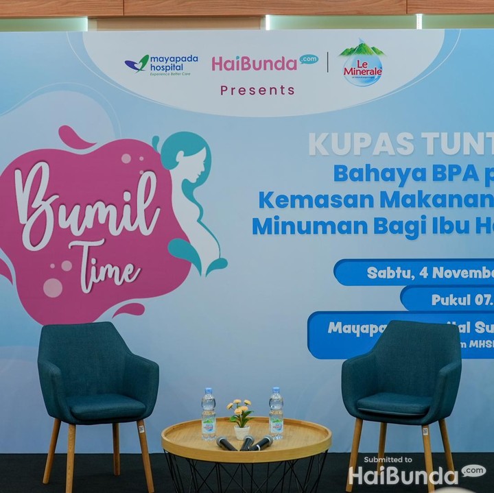 <p>HaiBunda bersama dengan Le Minerale kembali menyelenggarakan acara Bumil Time dengan tema "Kupas Tuntas Bahaya BPA pada Kemasan Makanan dan Minuman bagi Ibu Hamil". Acara ini berlangsung di RS Mayapada Surabaya, Jawa Timur, Sabtu (4/10/2023). (Foto: Tim HaiBunda)</p>