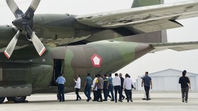 2 Hercules TNI Bawa Bantuan ke Palestina, Angkut Wamenlu Juga