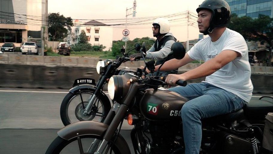 Ananda Omesh lelang motor kesayangan buat bantu Palestina Ananda Omesh lelang motor kesayangan buat bantu Palestina