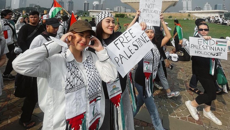 Artis Ikut Demo Bela Palestina