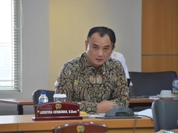 Legislator Minta JPO Cakung Tanpa Pagar Direnovasi dan Ditambah Lift