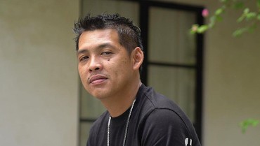 img-title Profil Koh Apex Suami Ayu Soraya yang Diduga Sudah Nikah Siri dengan Dinar Candy