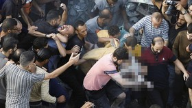 Roket Israel Tewaskan 20 Orang di Kamp Jabalia-Nuseirat Gaza