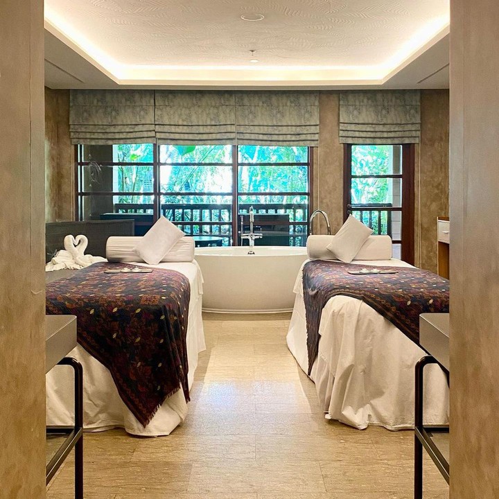 <p>Selama di Bali, Sherina juga menyempatkan diri untuk spa. Perempuan 33 tahun ini mengatakan bahwa spa yang dijalaninya adalah spa yang menenangkan. (Foto: Instagram @sherinamunaf)</p>