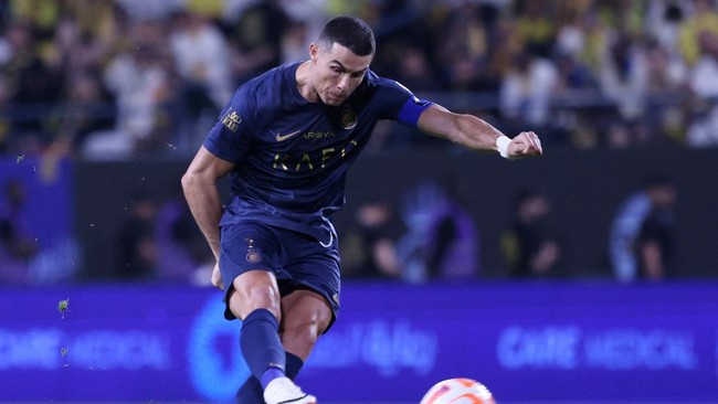 Al Nassr menang meyakinkan 2-0 atas Al Khaleej dalam pertandingan pekan ke-12 Liga Pro Arab Saudi di Stadion Al Awal Park, Minggu (5/10) dini hari WIB.