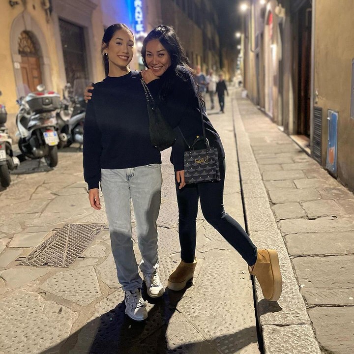 <p>Kirana sendiri diketahui lahir pada 8 November 2007. Gadis cantik ini sudah beranjak remaja dan baru saja merayakan ulang tahunnya yang ke 16 tahun. (Foto: Instagram @anggun_cipta)</p>
