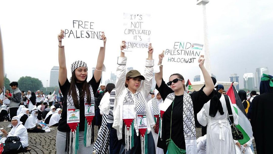 Artis Ikut Demo Bela Palestina
