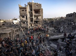 Dunia Hari Ini: Evakuasi Warga Gaza ke Mesir Berhenti karena Serangan Israel