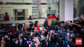 PDIP Buka Peluang Usung Anies di Jakarta, Singgung Syarat Jadi Kader