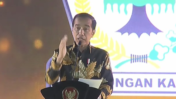 Presiden Joko Widodo saat menghadiri puncak acara perayaan HUT ke-59 Partai Golkar, hari Senin (6/11/2023). (Tangkapan Layar Youtube CNN Indonesia)