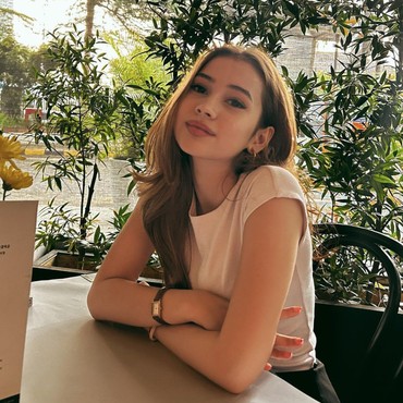 Bantah Tinggal Bareng Pacar, Sandrinna Michelle Akui Kesalahan Ini ke Ibunda