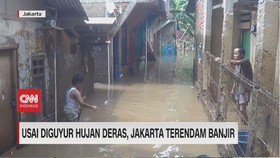 VIDEO: Usai Diguyur Hujan Deras, Jakarta Terendam Banjir