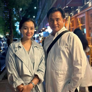 8 Potret Mesra Yusril Ihza Mahendra & Rika Kato Istri Mualaf Keturunan Jepang