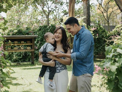 Anak Marcel Chandrawinata Jalani Operasi Mata di Singapura, Sakit Apa?