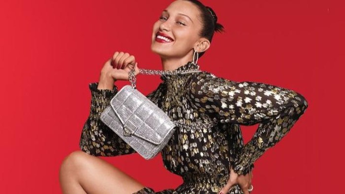 6 Momen Bella Hadid Gunakan Popularitasnya untuk Membantu Sesama & Tingkatkan Kesadaran Masyarakat