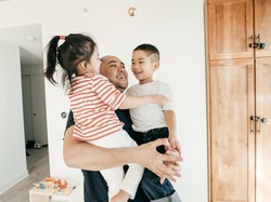 30++ Kata-kata Hari Ayah Nasional 2025, Penuh Cinta dan Harapan