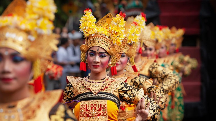 Ilustrasi Tari Bali Ilustrasi Tari Bali