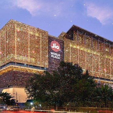 Istri Orang Terkaya Asia Bikin Mal, Ada Pelayan Pribadi - Restoran Kelas Dunia