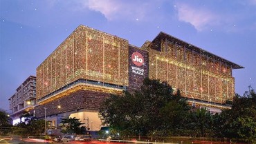 img-title Istri Orang Terkaya Asia Bikin Mal, Ada Pelayan Pribadi - Restoran Kelas Dunia