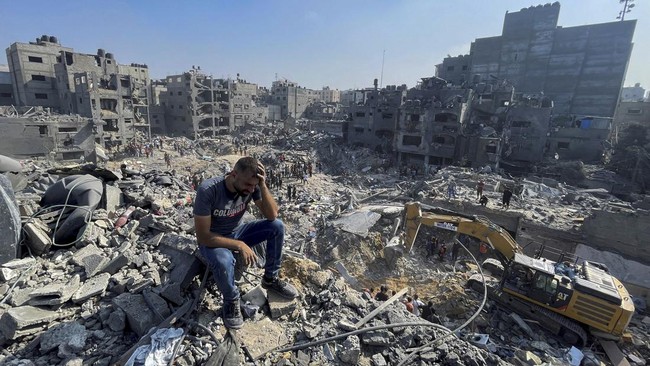 Pihak berwenang Palestina menemukan 160 mayat yang tertimbun di bawah reruntuhan Jalur Gaza usai Israel menggempur habis-habisan wilayah tersebut.