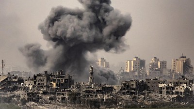 Israel menolak permintaan gencatan senjata di Gaza, namun pengamat sebut 'bola panas' berada di tangan AS dan Barat.