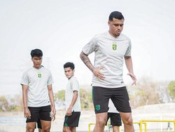 Tinggalkan Arema FC, Mikael Tata Ikut Latihan Persebaya